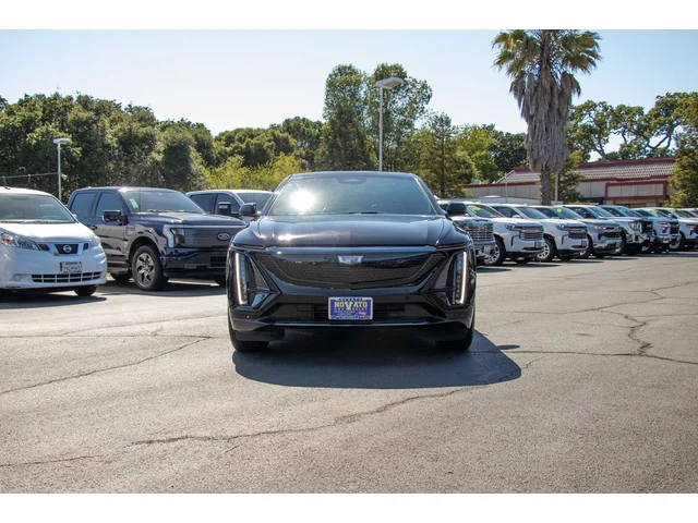 SEMINUEVOS CADILLAC LYRIQ a Estados en autogozo