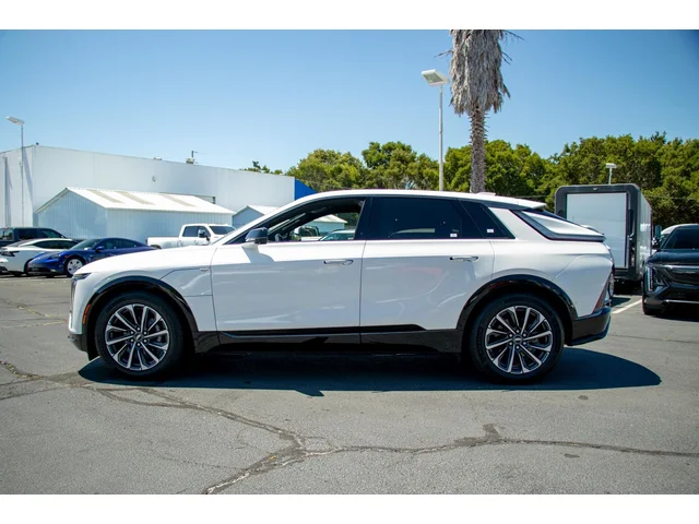 SEMINUEVOS CADILLAC LYRIQ a Estados en autogozo
