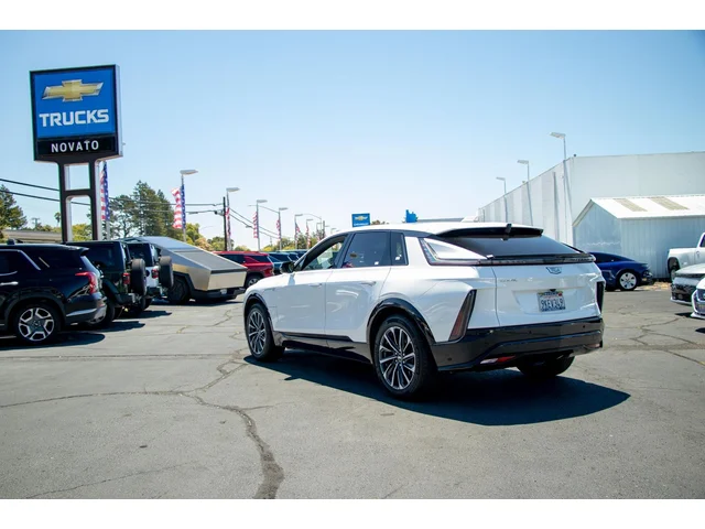 SEMINUEVOS CADILLAC LYRIQ a Estados en autogozo