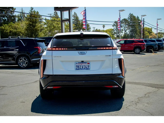 SEMINUEVOS CADILLAC LYRIQ a Estados en autogozo