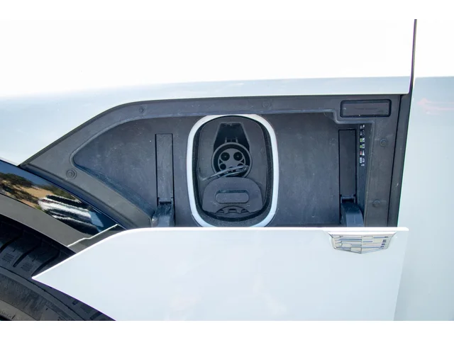SEMINUEVOS CADILLAC LYRIQ a Estados en autogozo