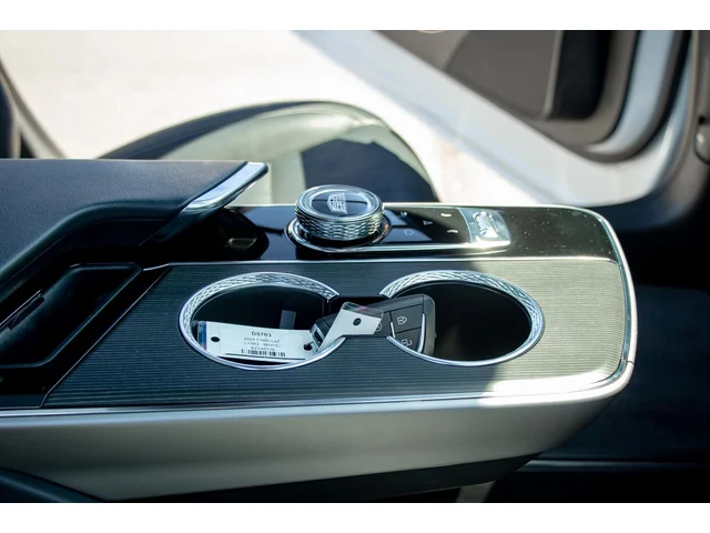 SEMINUEVOS CADILLAC LYRIQ a Estados en autogozo