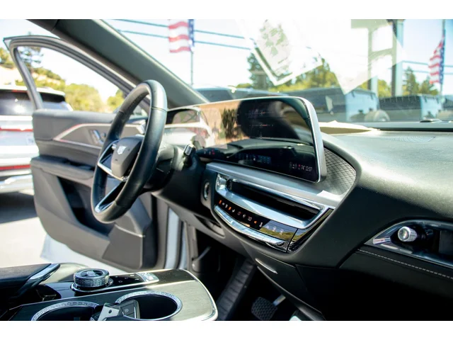 SEMINUEVOS CADILLAC LYRIQ a Estados en autogozo