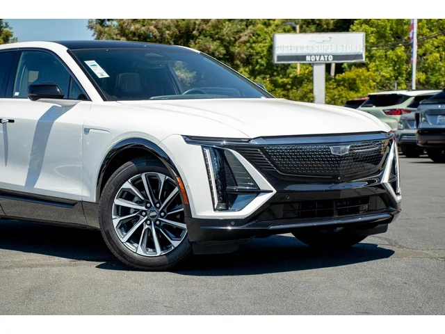 SEMINUEVOS CADILLAC LYRIQ a Estados en autogozo