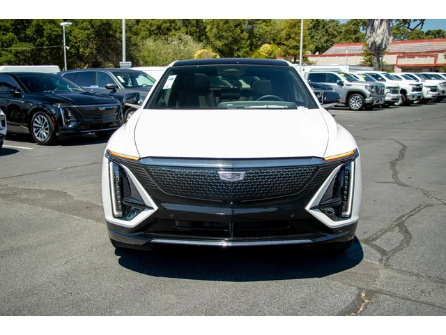 SEMINUEVOS CADILLAC LYRIQ a Estados en autogozo
