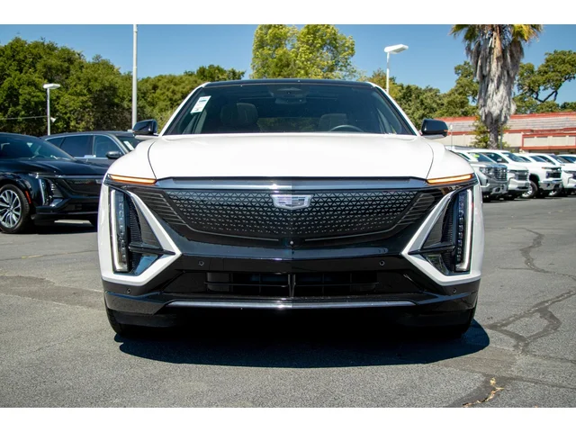 SEMINUEVOS CADILLAC LYRIQ a Estados en autogozo
