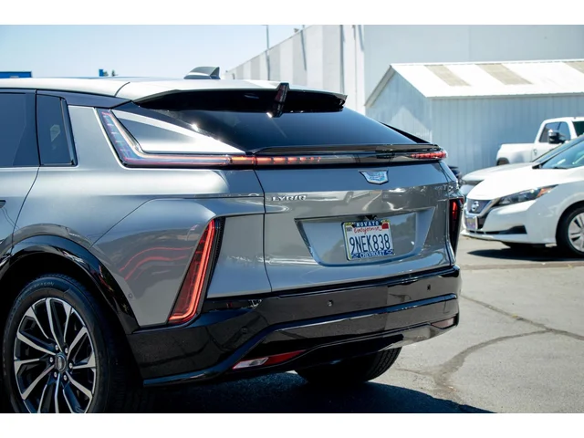 SEMINUEVOS CADILLAC LYRIQ a Estados en autogozo