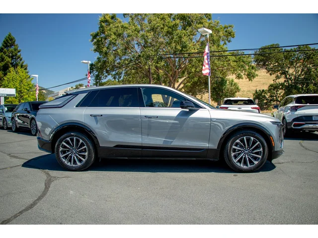 SEMINUEVOS CADILLAC LYRIQ a Estados en autogozo