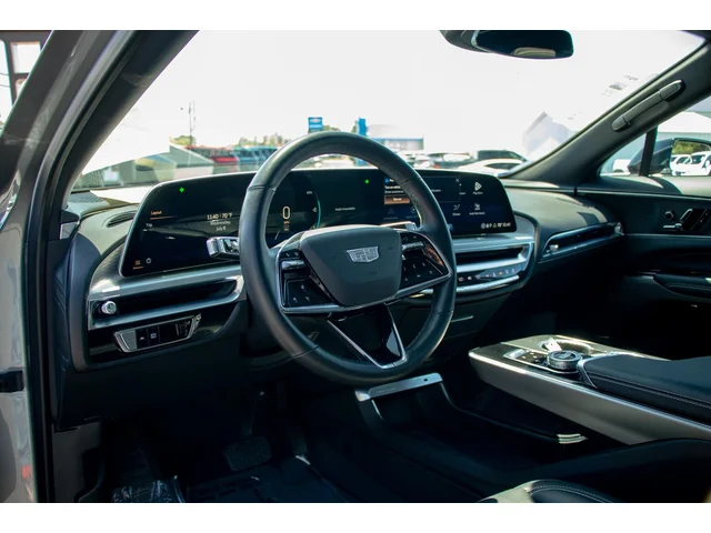 SEMINUEVOS CADILLAC LYRIQ a Estados en autogozo