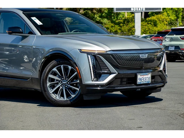 SEMINUEVOS CADILLAC LYRIQ a Estados en autogozo
