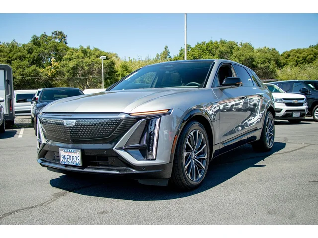 SEMINUEVOS CADILLAC LYRIQ a Estados en autogozo