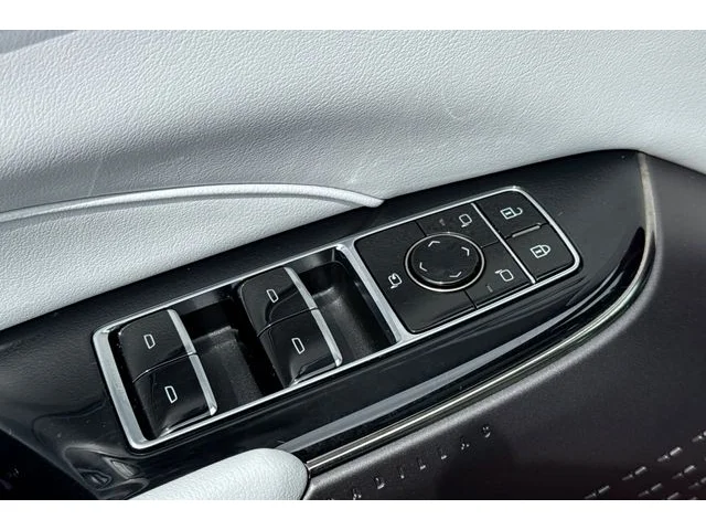 SEMINUEVOS CADILLAC LYRIQ at ELK GROVE in Elk Grove Buick GMC