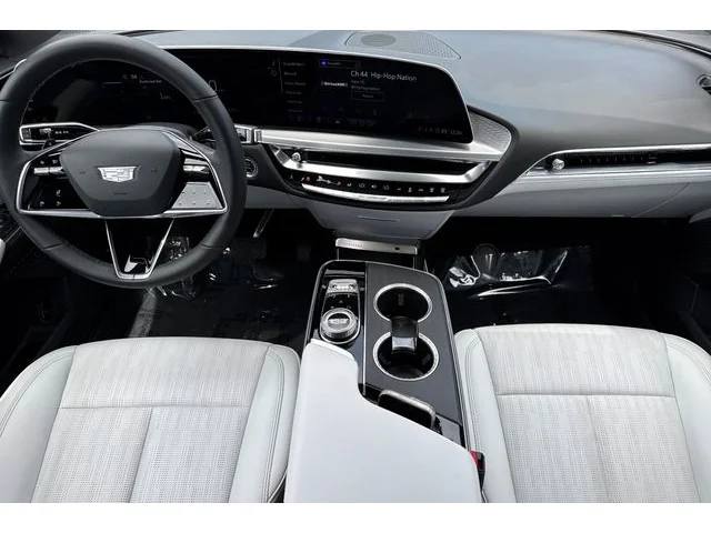 SEMINUEVOS CADILLAC LYRIQ at ELK GROVE in Elk Grove Buick GMC