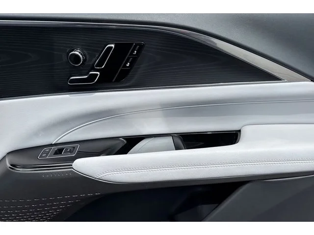 SEMINUEVOS CADILLAC LYRIQ at ELK GROVE in Elk Grove Buick GMC