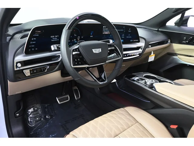 SEMINUEVOS CADILLAC LYRIQ a Estados en autogozo