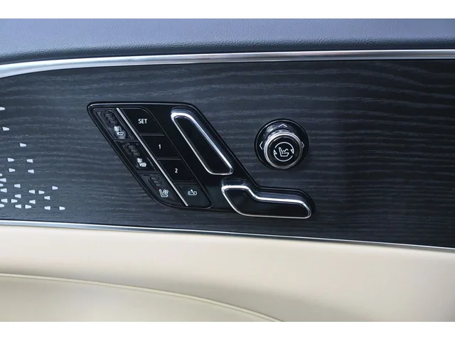 SEMINUEVOS CADILLAC LYRIQ a Estados en autogozo