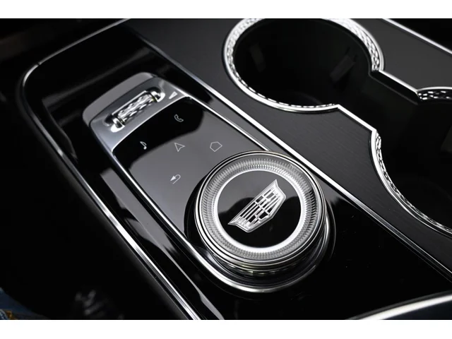 Nuevos CADILLAC LYRIQ à Estados chez autogozo