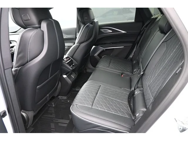 Nuevos CADILLAC LYRIQ à Estados chez autogozo