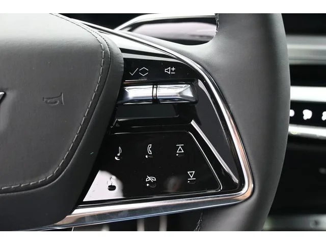 Nuevos CADILLAC LYRIQ à Estados chez autogozo