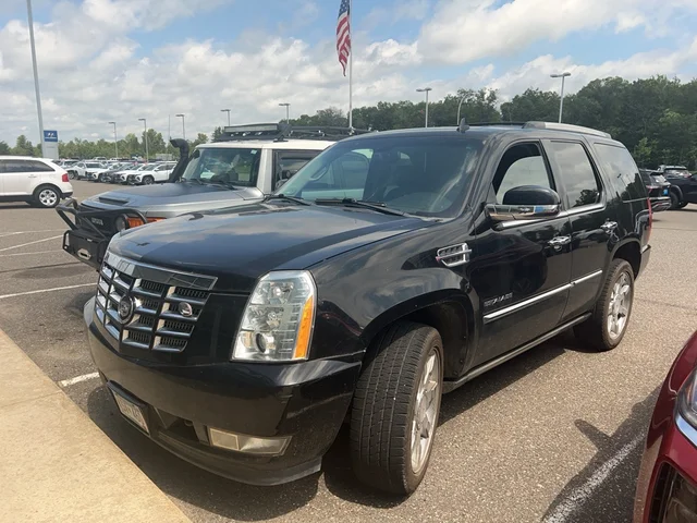 SEMINUEVOS CADILLAC Escalade at Brainerd  in Dondelinger Chevrolet