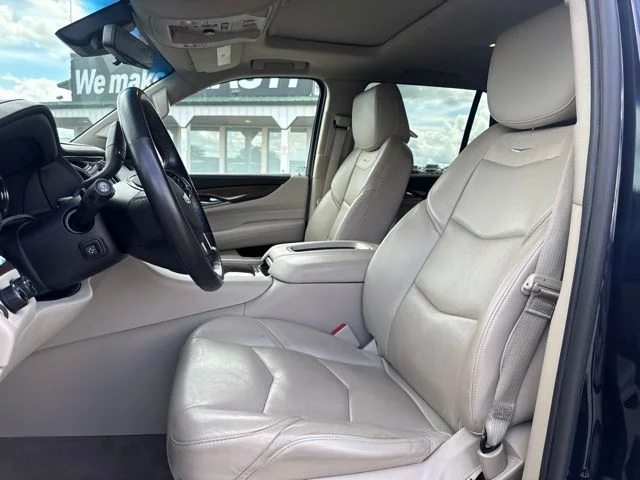 SEMINUEVOS CADILLAC Escalade a Estados en autogozo