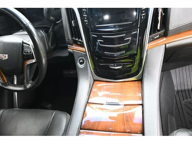 SEMINUEVOS CADILLAC Escalade a Estados en autogozo