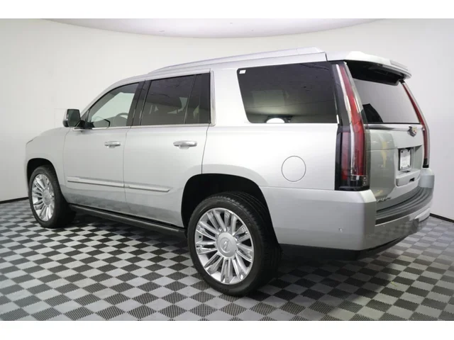 SEMINUEVOS CADILLAC Escalade a Estados en autogozo