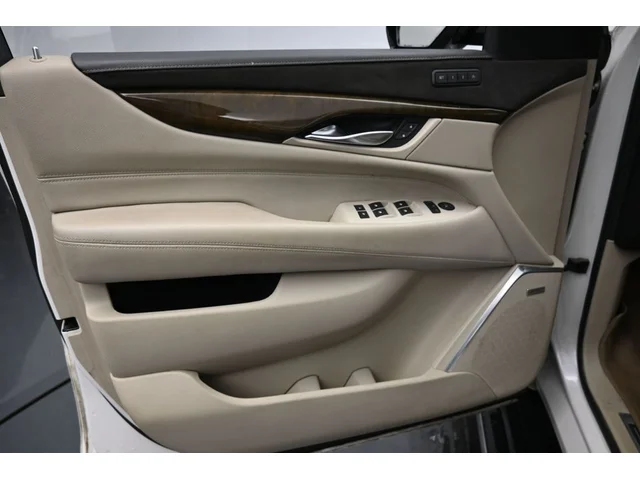 SEMINUEVOS CADILLAC Escalade ESV a Estados en autogozo