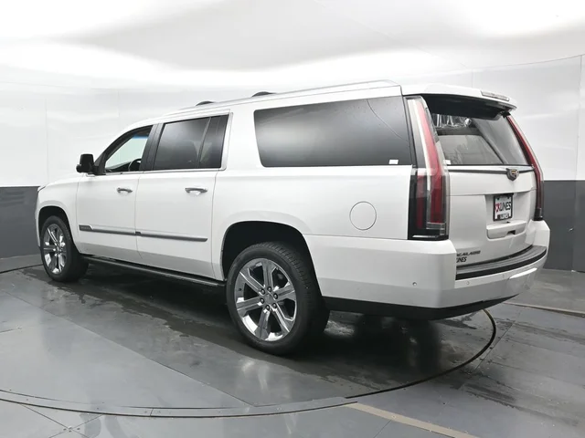 SEMINUEVOS CADILLAC Escalade ESV a Estados en autogozo