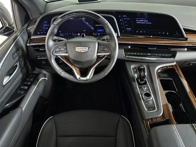 SEMINUEVOS CADILLAC Escalade ESV at Brainerd  in Dondelinger Chevrolet