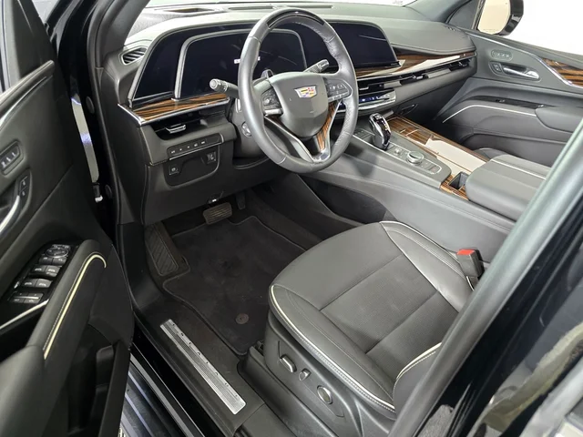 SEMINUEVOS CADILLAC Escalade ESV at Brainerd  in Dondelinger Chevrolet
