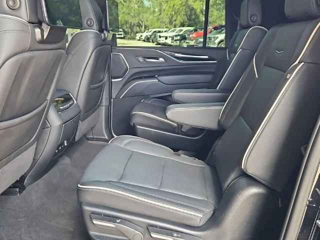 SEMINUEVOS CADILLAC Escalade ESV a Estados en autogozo