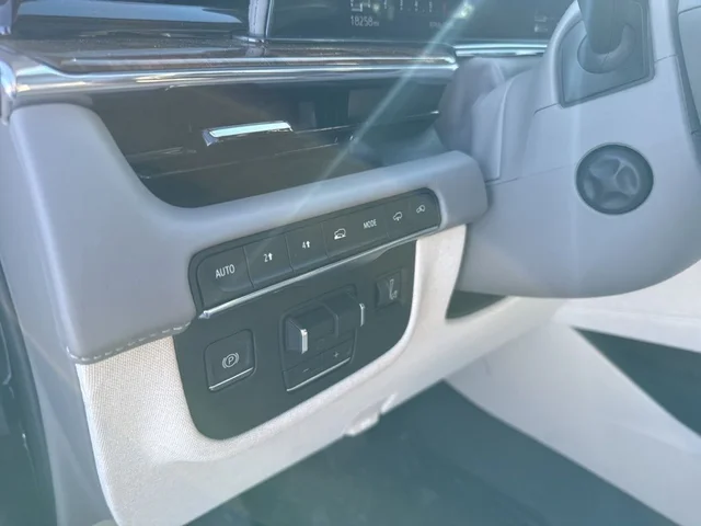 SEMINUEVOS CADILLAC Escalade ESV a Estados en autogozo