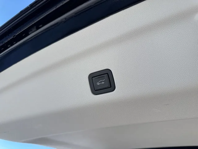 SEMINUEVOS CADILLAC Escalade ESV a Estados en autogozo