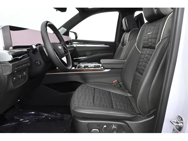 Nuevos CADILLAC ESCALADE à Estados chez autogozo