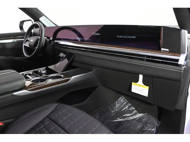 Nuevos CADILLAC ESCALADE à Estados chez autogozo