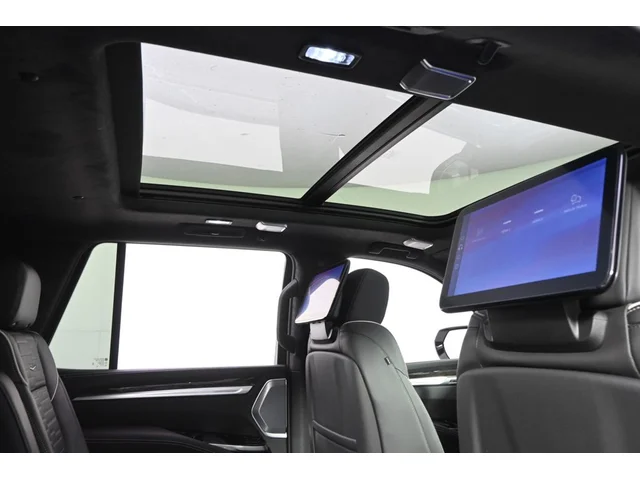 Nuevos CADILLAC ESCALADE à Estados chez autogozo