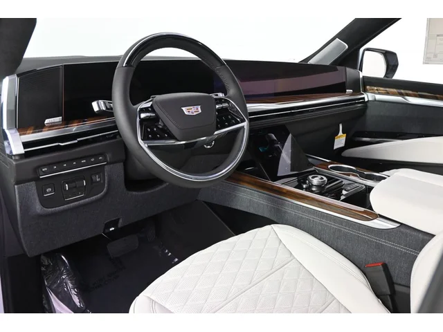 Nuevos CADILLAC ESCALADE à Estados chez autogozo