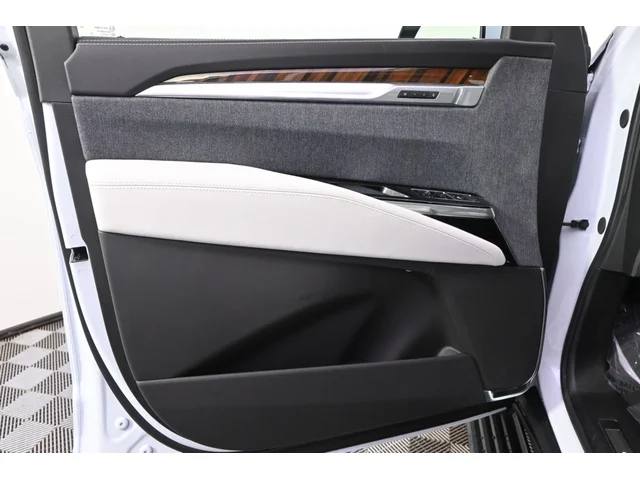 Nuevos CADILLAC ESCALADE à Estados chez autogozo