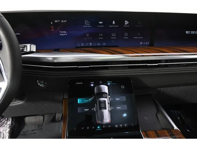 Nuevos CADILLAC ESCALADE à Estados chez autogozo