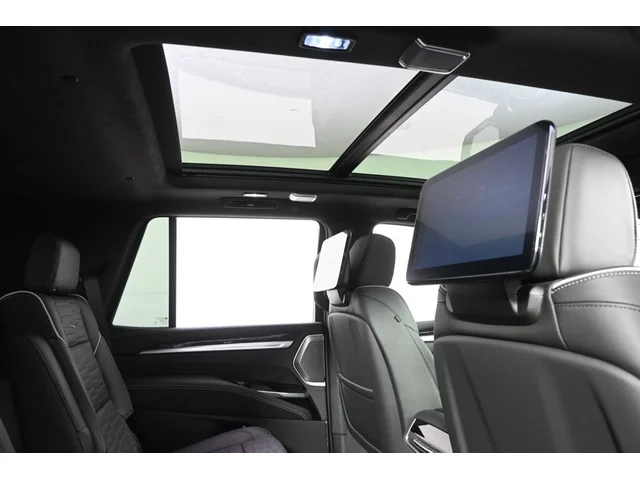Nuevos CADILLAC ESCALADE à Estados chez autogozo