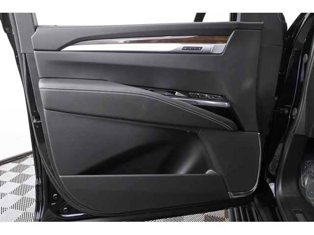 Nuevos CADILLAC ESCALADE à Estados chez autogozo