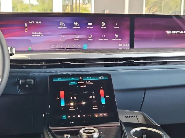 Nuevos CADILLAC ESCALADE IQ à Estados chez autogozo