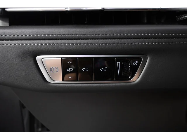Nuevos CADILLAC ESCALADE IQ à Estados chez autogozo
