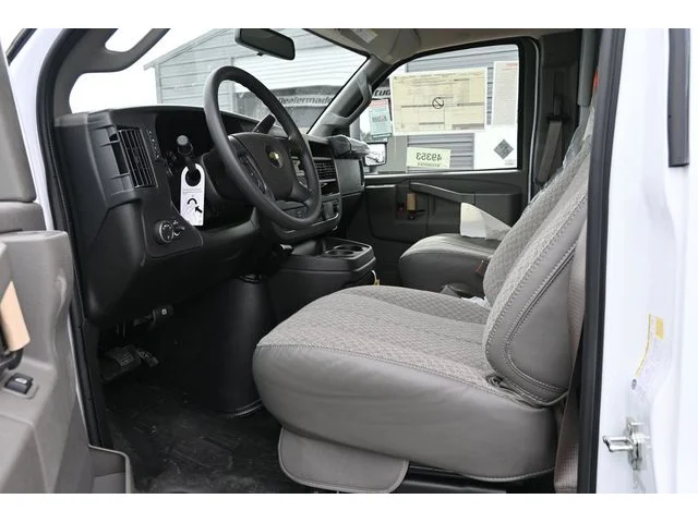 Nuevos CHEVROLET EXPRESS 3500 à Estados chez autogozo
