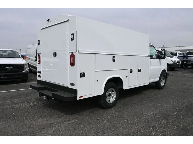Nuevos CHEVROLET EXPRESS 3500 à Estados chez autogozo
