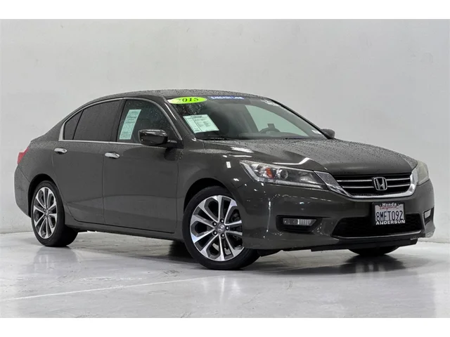 2015 Honda Accord Sport photo 2