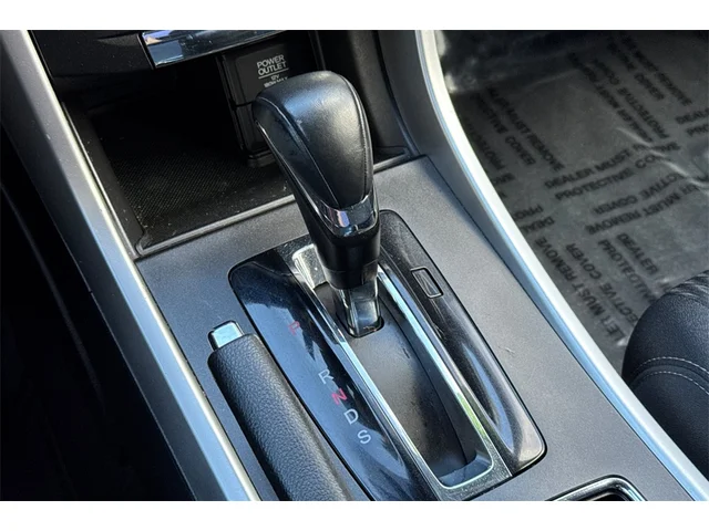 Used HONDA Accord at San Francisco in izmo Kia