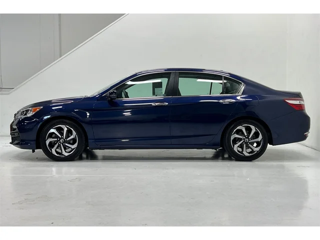 Pre-Owned HONDA Accord at Anderson Honda in Palo Alto