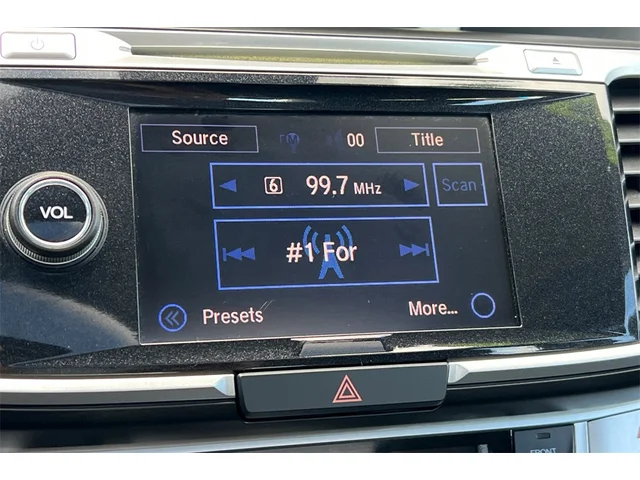 Pre-Owned HONDA Accord at Anderson Honda in Palo Alto
